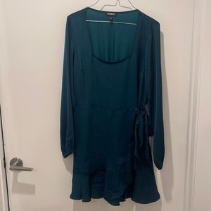 Woman’s Express Green Dress
